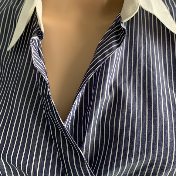 Lovely wrap Colar top with detailed cuffs - Picture 2 of 6